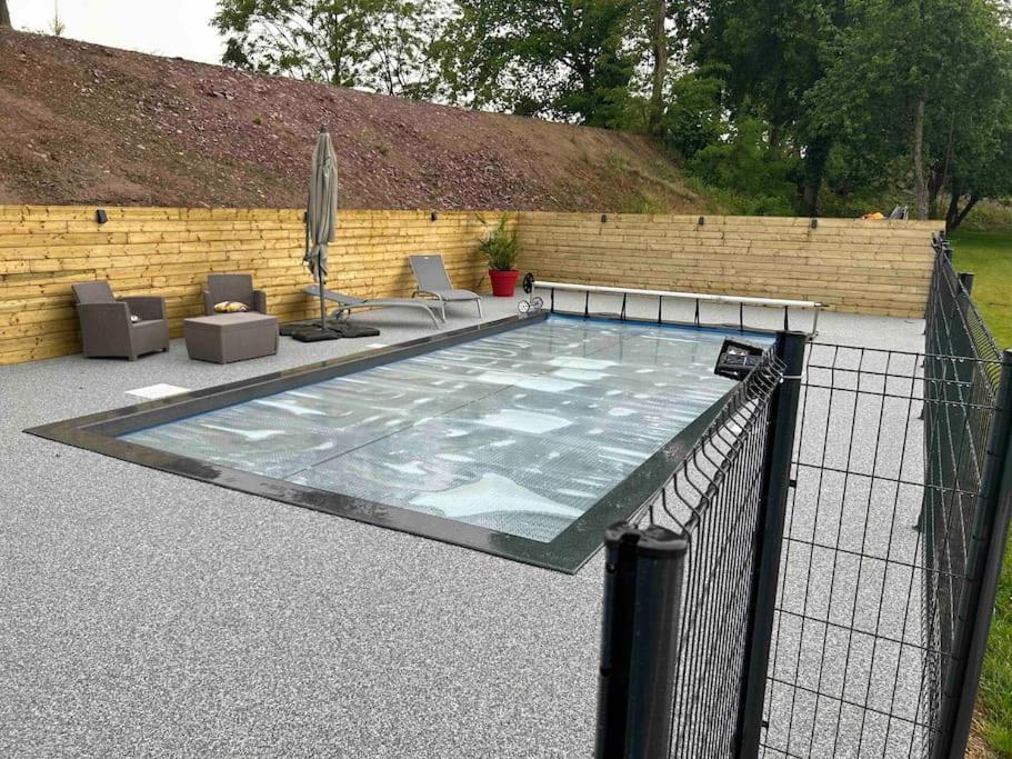 Gite Avec Spa Privatif* Saint-Symphorien-les-Buttes Exterior foto